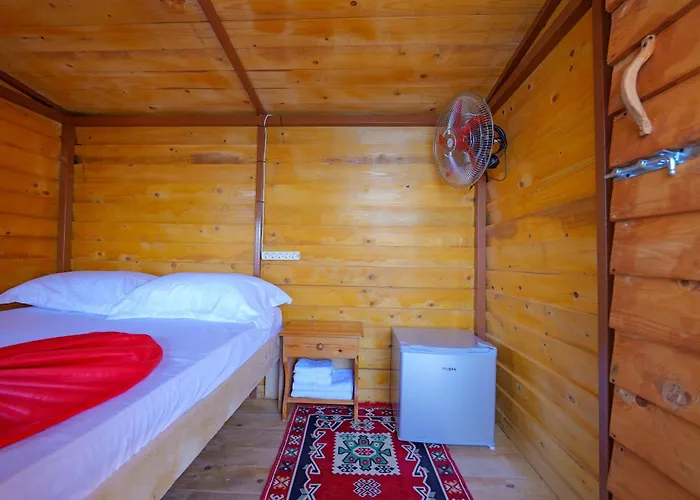 Fjona Apartment