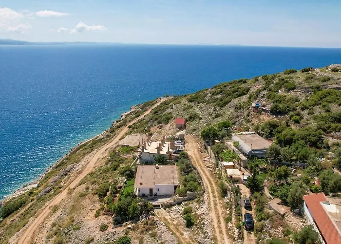 Fjona * Sarandë