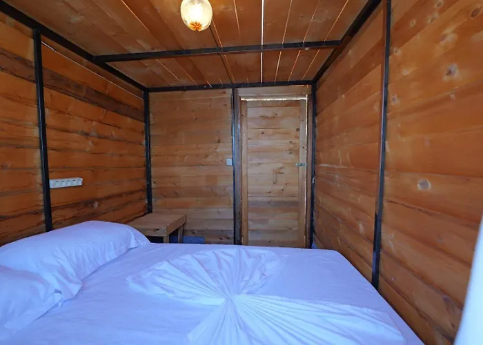 Fjona Apartment *