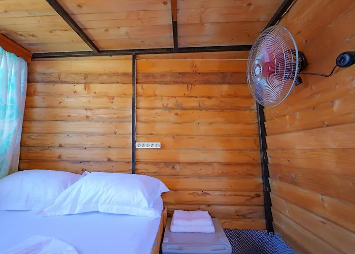 Fjona Sarandë